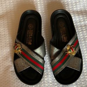 MES & BRA FASION SANDALS WITH  METAL BEE